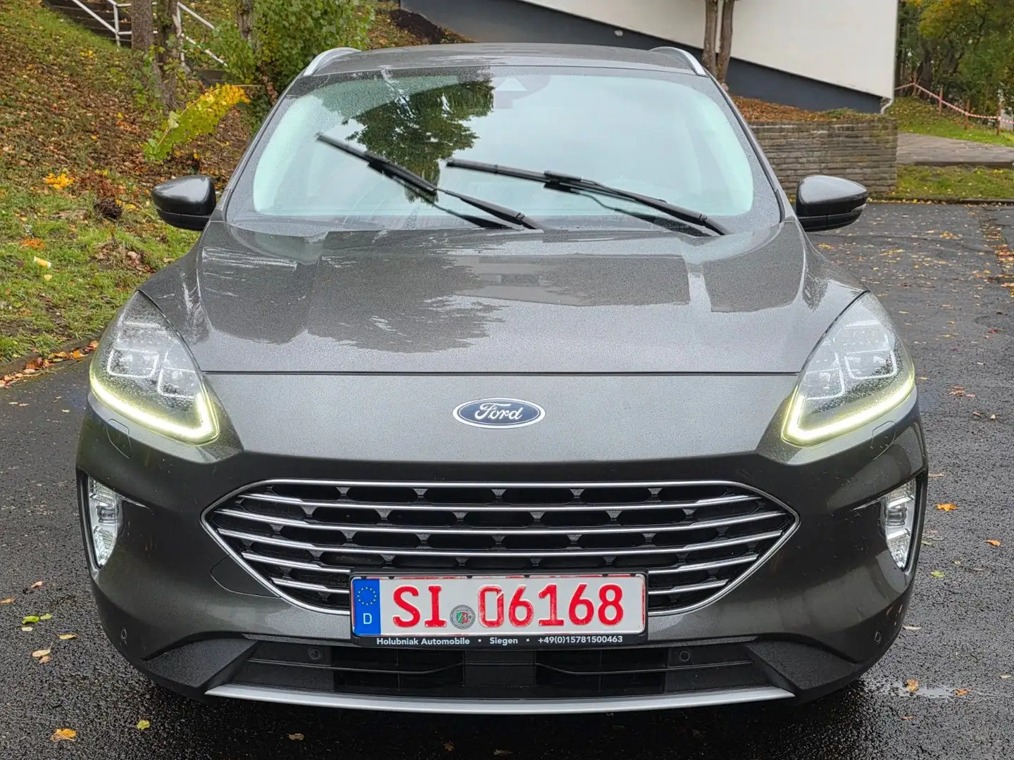 Ford Kuga Titanium X. 1 Hand, LED, Assist, Navi Grau - 2