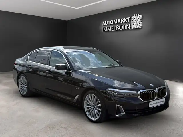 2022 BMW 5 Series in Black for sale