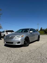 4dr Sdn I4 Auto LE-VERY RELIABLE-GREAT ON GAS-CLEAN CARFAX-LOW KMS-ICE COLD A/C-POWER WINDOWS