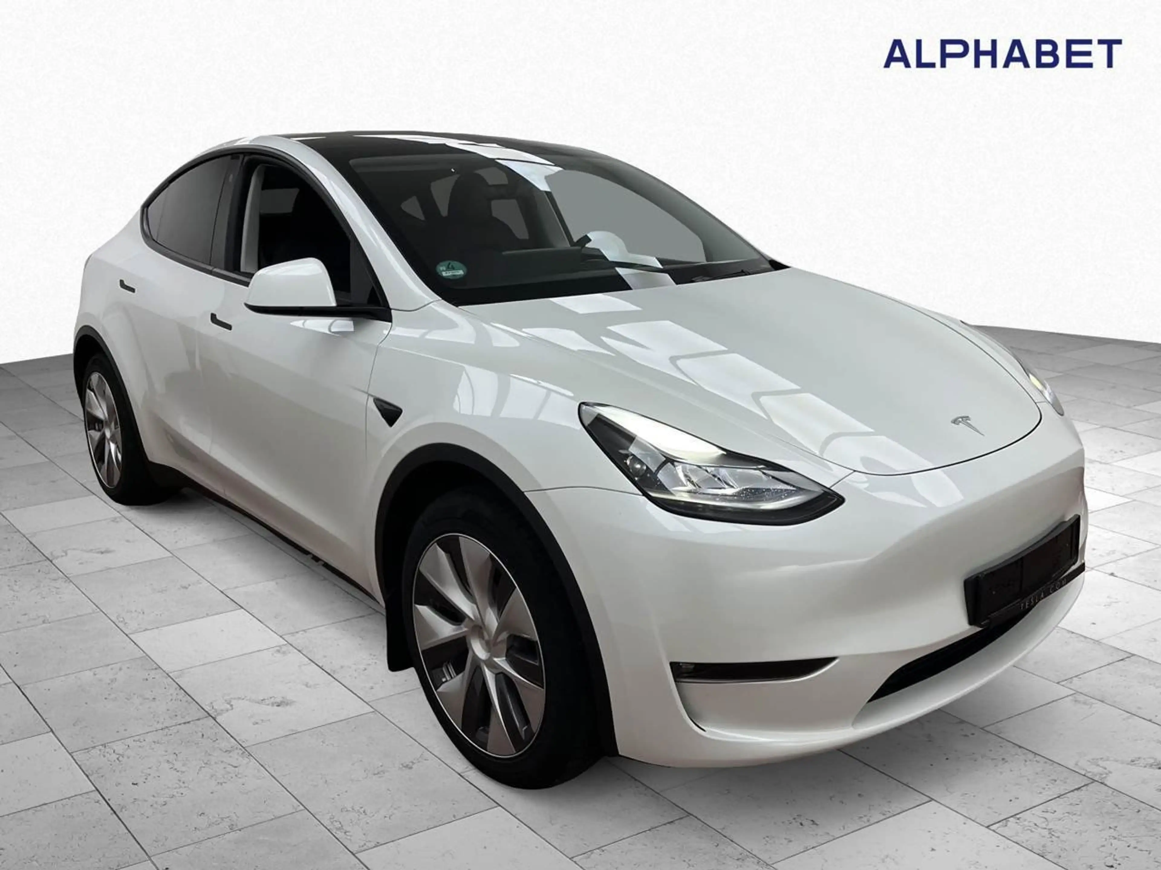 Tesla Model Y Dual Maximale Reichweite Dual AWD Pano — photo 6