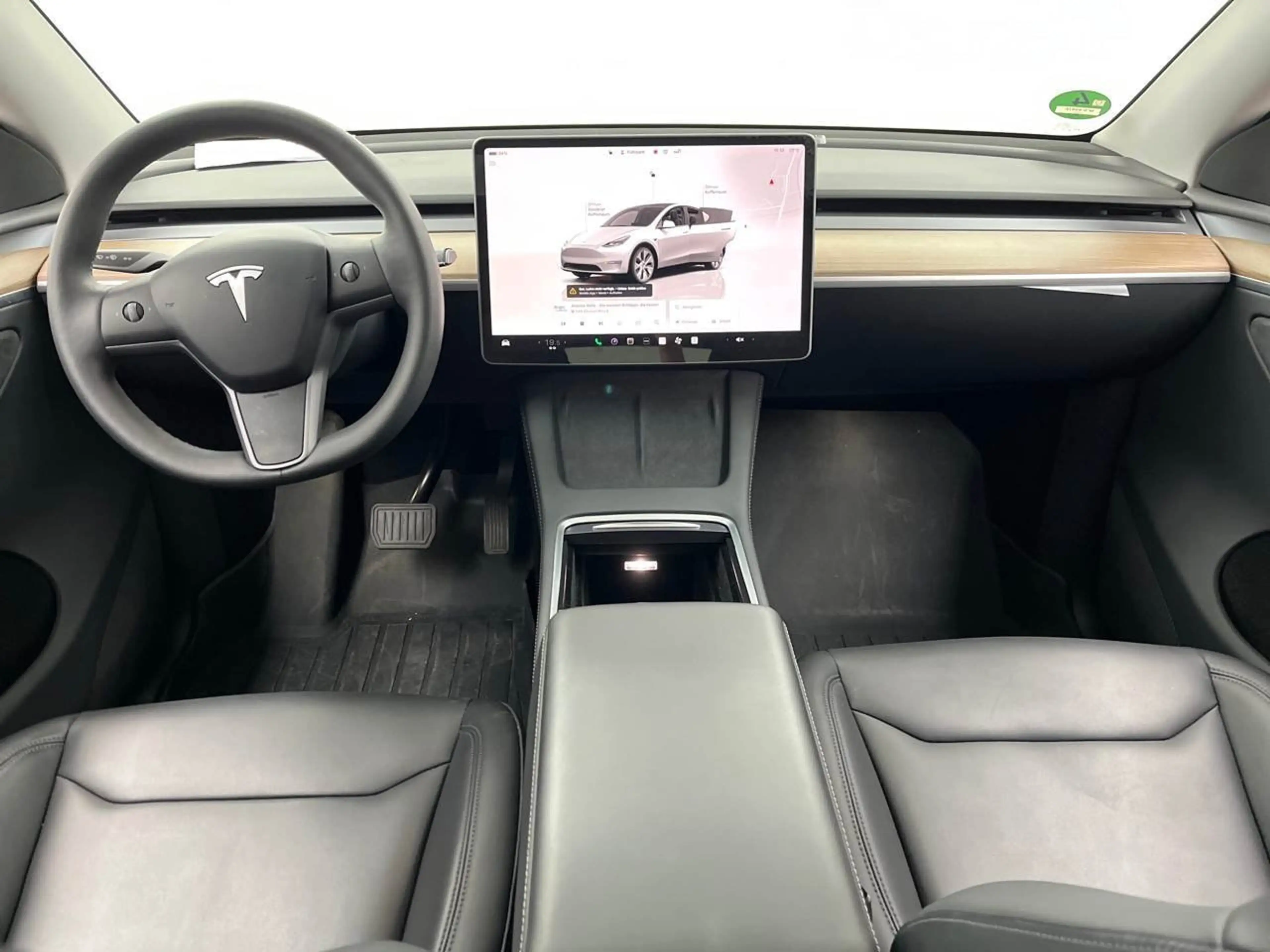 Tesla Model Y Dual Maximale Reichweite Dual AWD Pano — photo 5