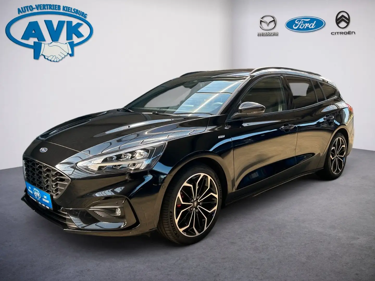 Ford Focus Turnier ST-Line X mit Panorama Schwarz - 2
