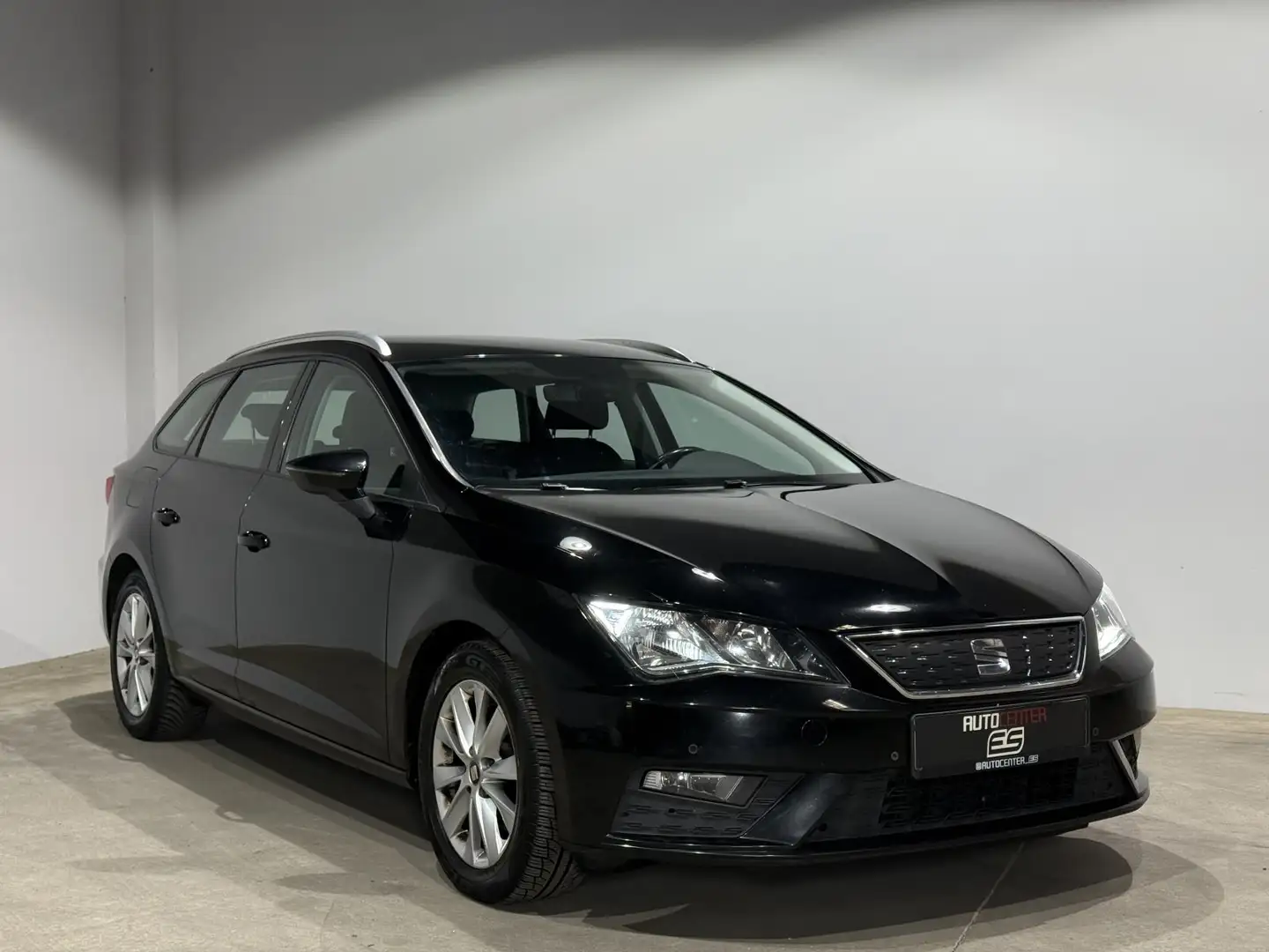 SEAT Leon ST 1.0 EcoTSI Style Ecomotive PDC Schwarz - 2