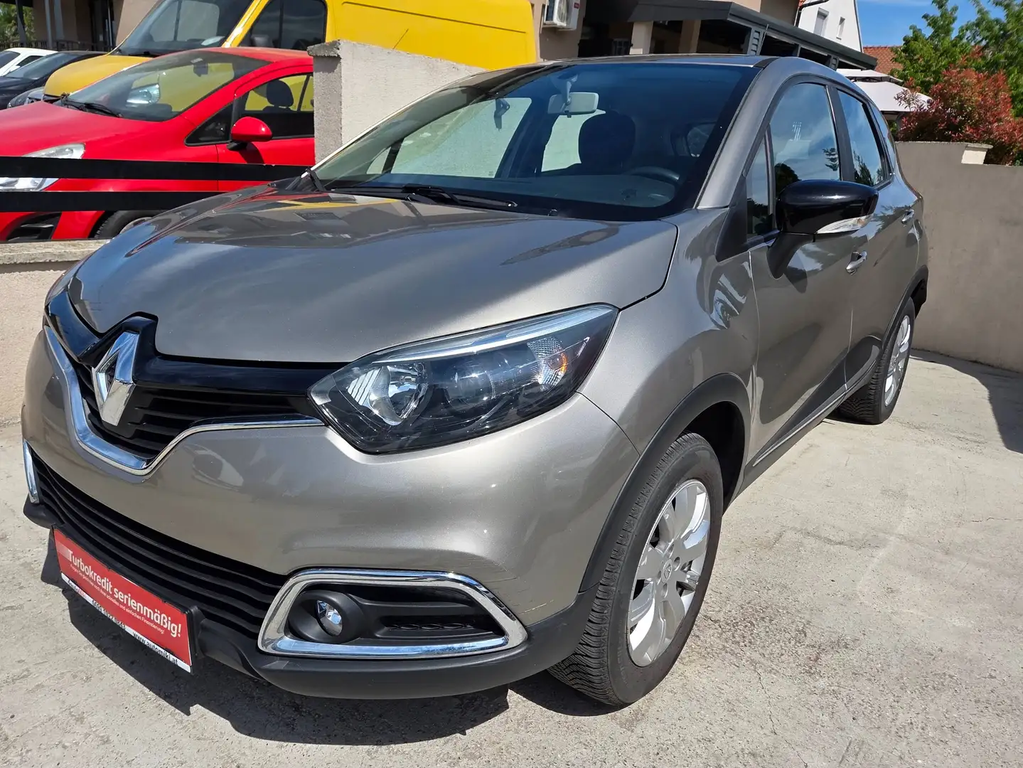 Renault Captur 1,5 dCi Diesel 90 Expression Energy Beige - 1