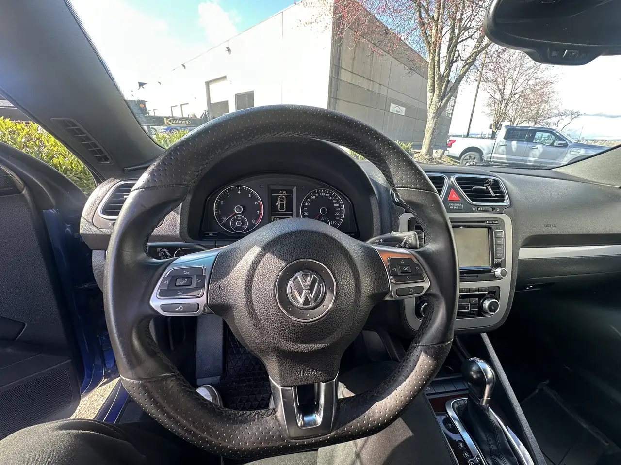 Volkswagen Scirocco снимка Volkswagen Scirocco