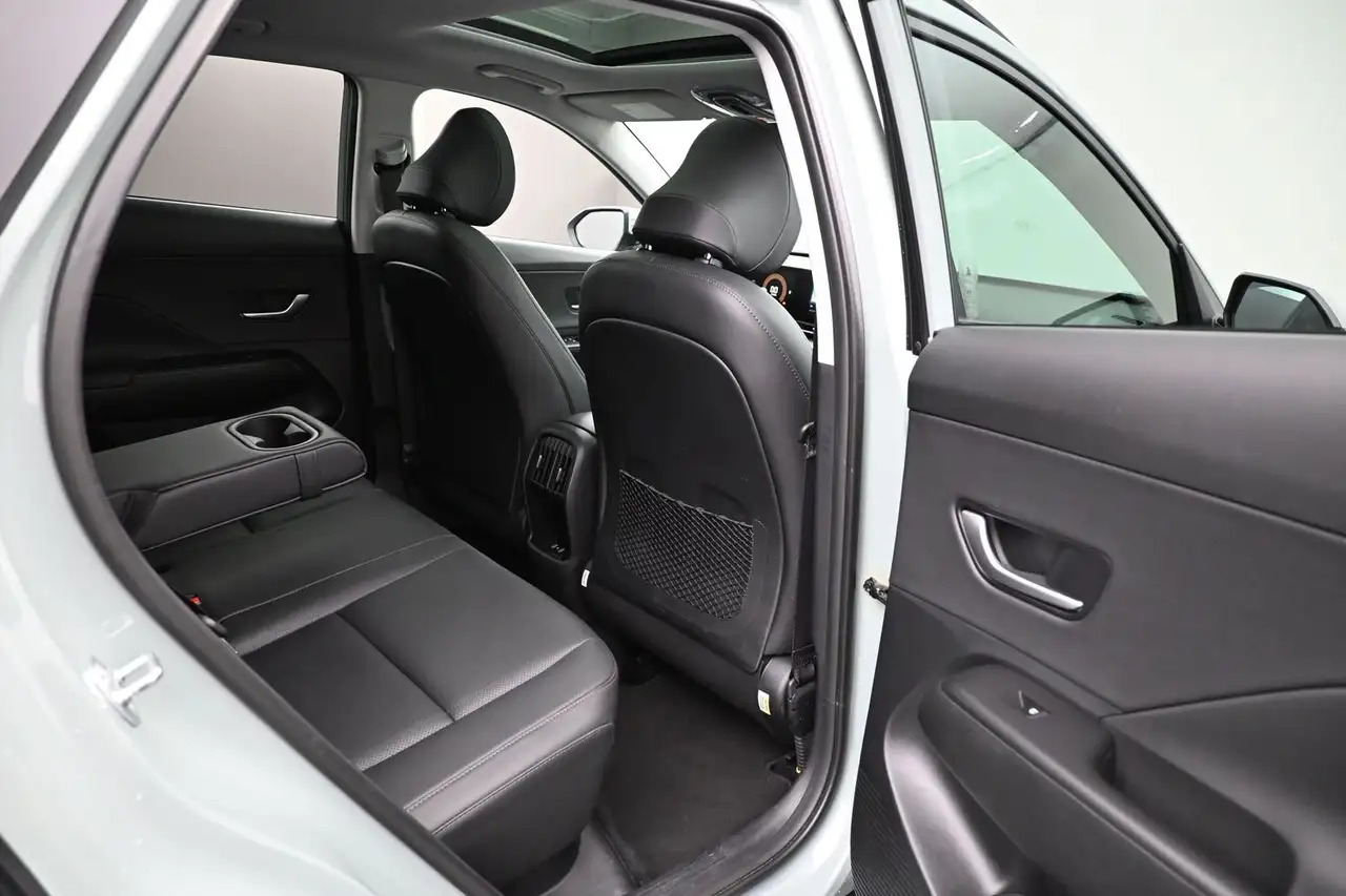 Hyundai KONA снимка Hyundai KONA