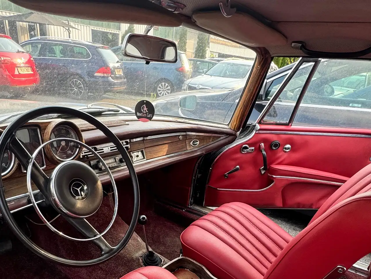Mercedes-Benz 220 SE, foto 7