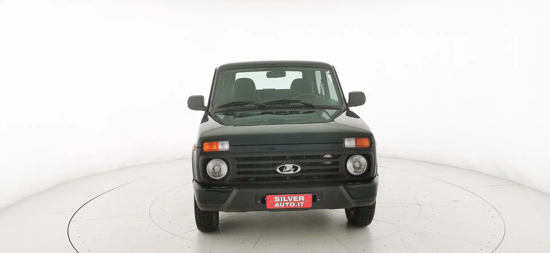 Lada Niva 1.7 cat MPi - GANCIO TRAINO Grün - 2