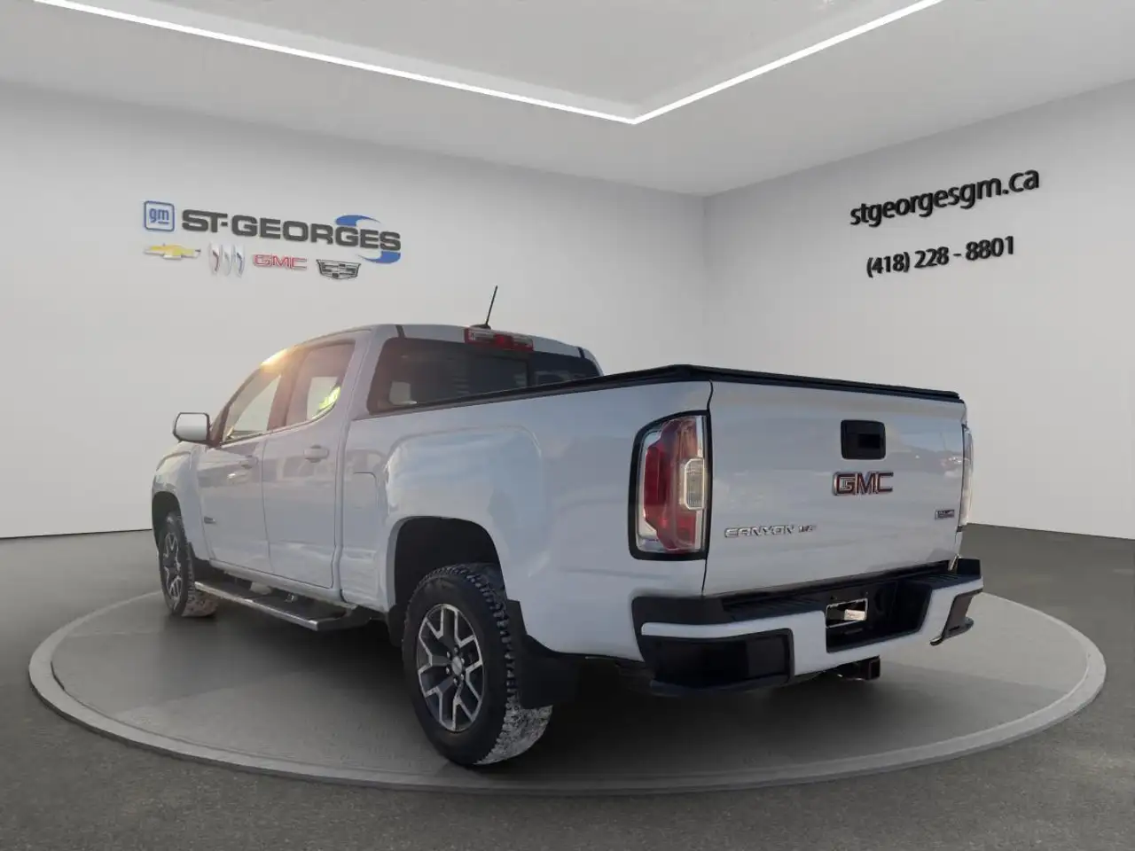 GMC Canyon photo GMC Canyon