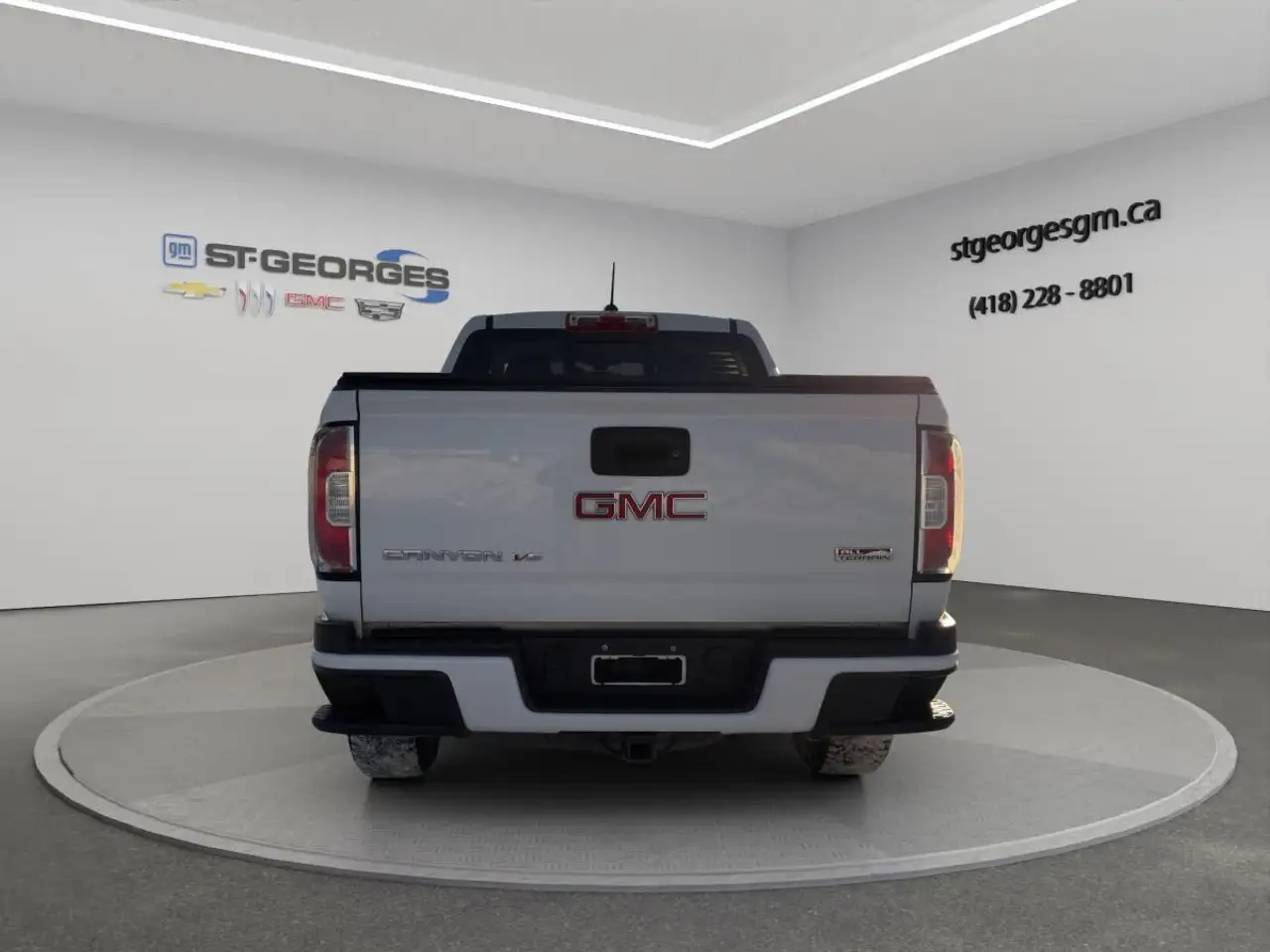 GMC Canyon photo GMC Canyon