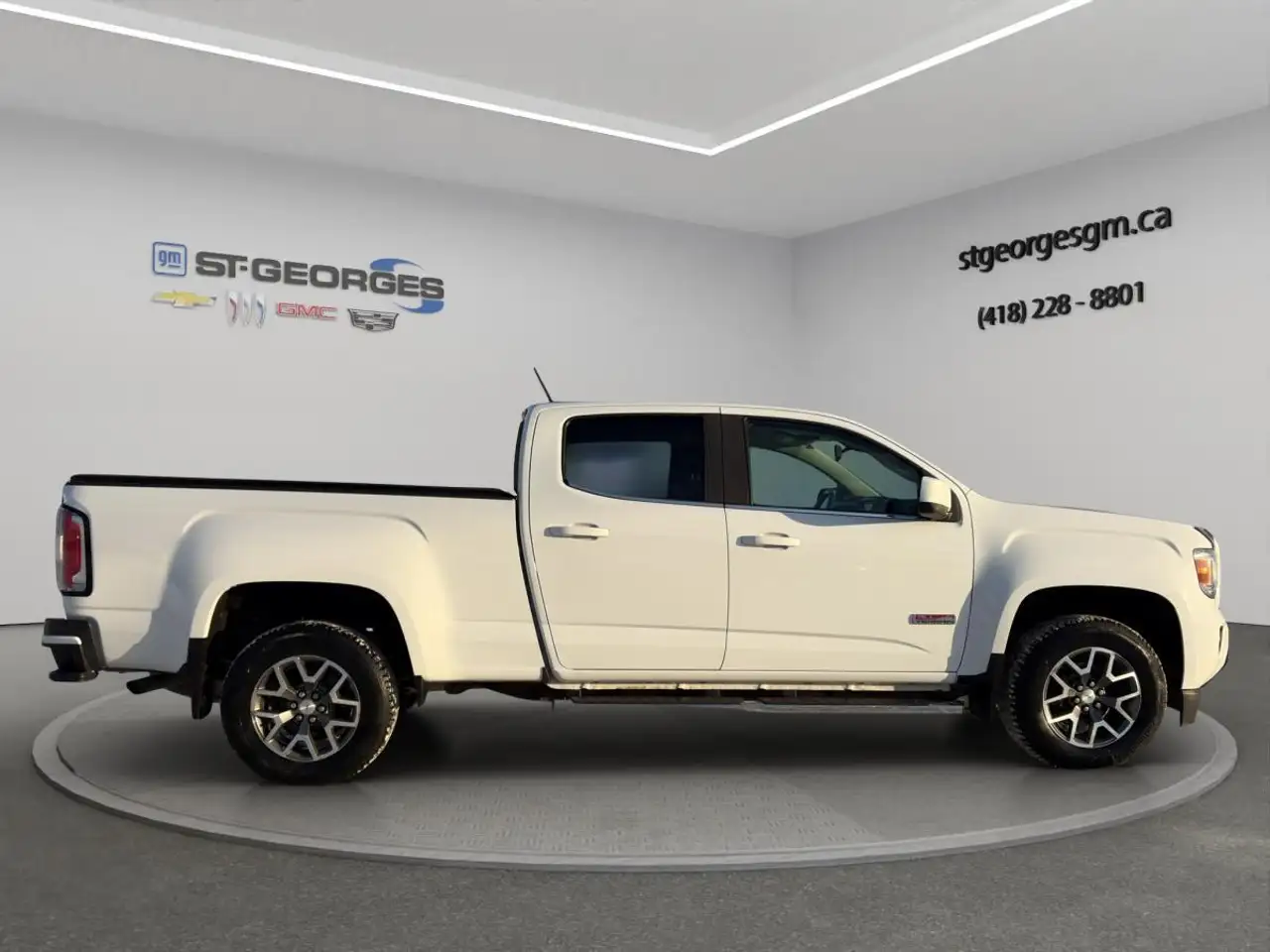 GMC Canyon photo GMC Canyon