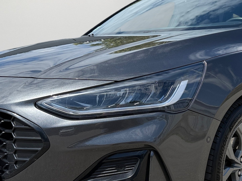 Ford Focus Traveller 1,0 EcoBoost Hybrid ST-Line — photo 7