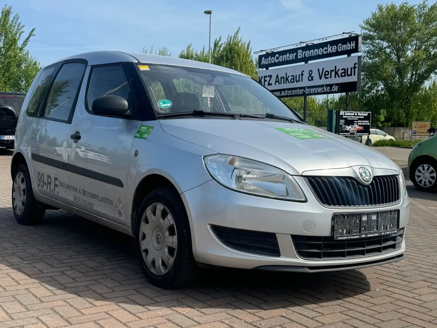 Skoda Roomster Plus Edition Plateado - 1