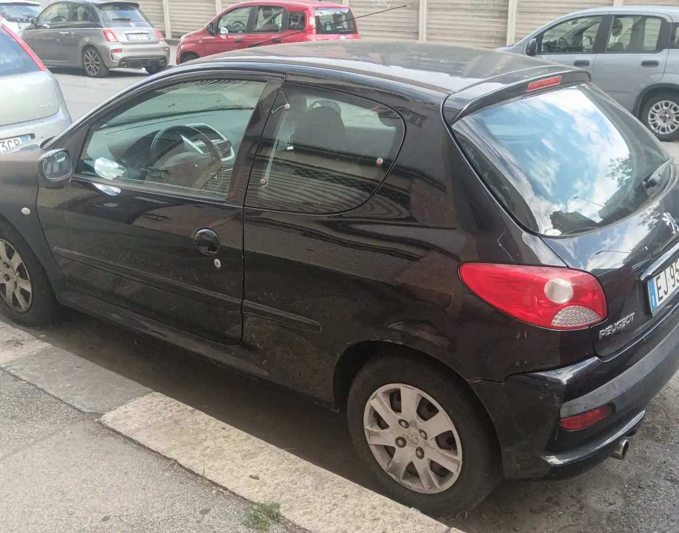 Peugeot 206 Plus 3p 1.1 Urban - 1