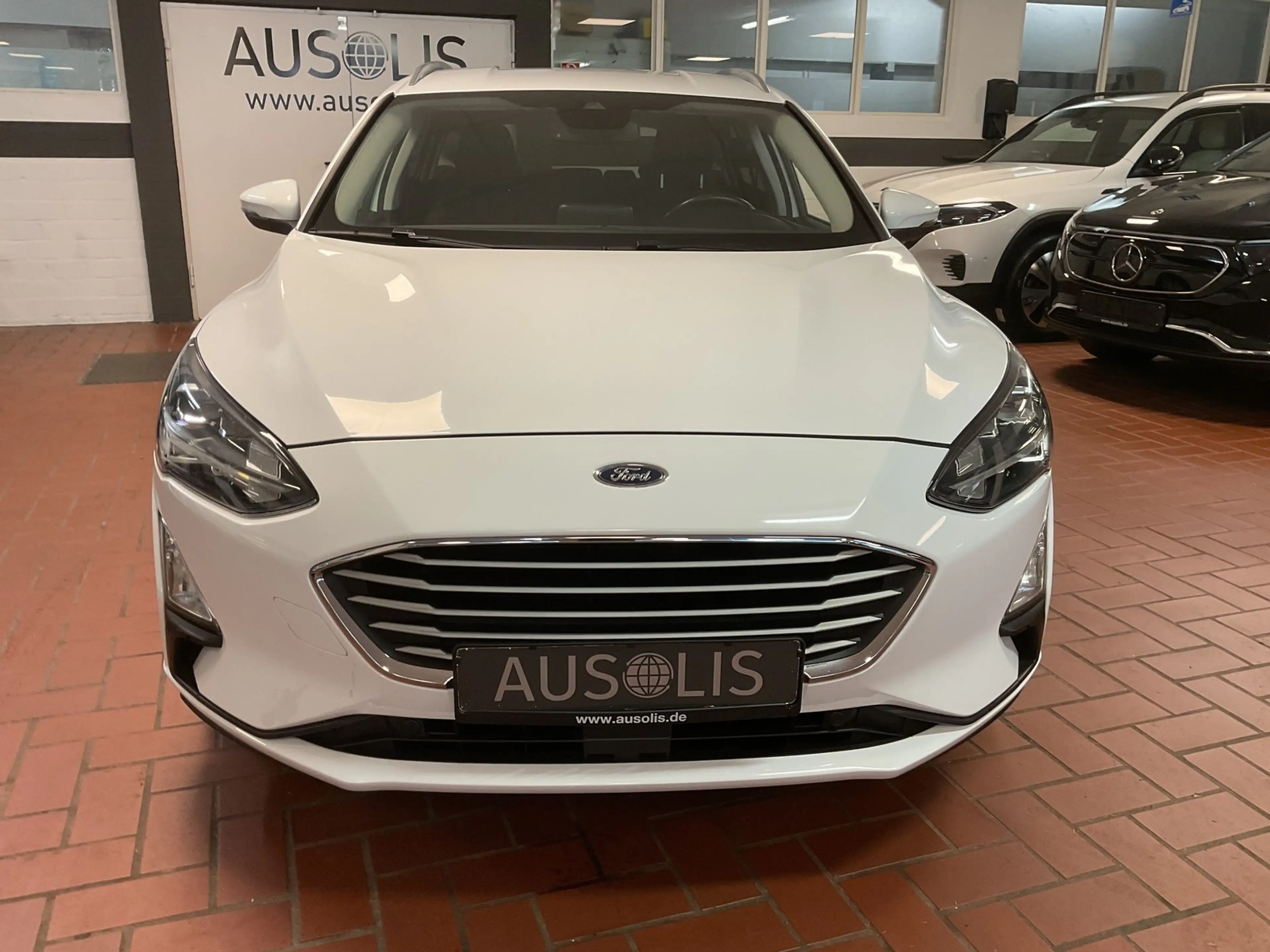Ford Focus Turnier Cool &Connect LED,Navi,Kamera,AHK — photo 4