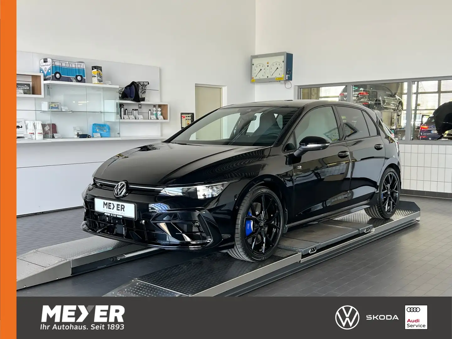Volkswagen Golf VIII R 2.0 TSI DSG 4MOTION *R-Performance Paket, Schwarz - 1