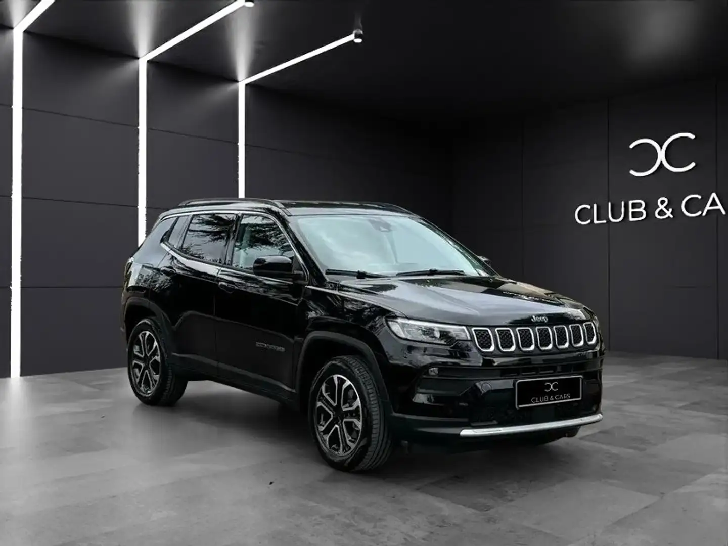 Jeep Compass Compass 1.3 turbo t4 190cv phev Limited 4xe auto Zwart - 1