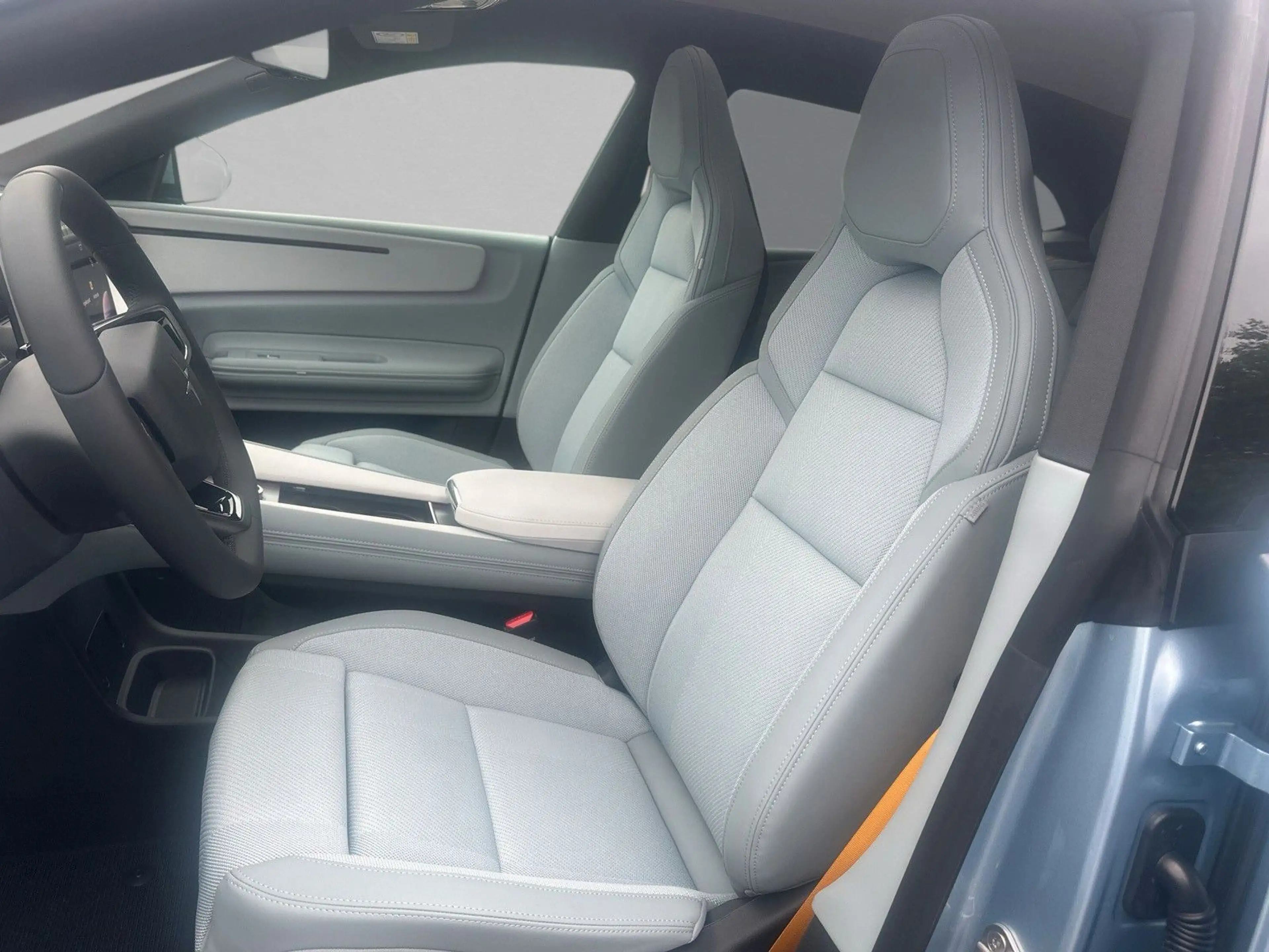 Polestar 4 Polestar 4 LRDM Plus Performance — photo 3