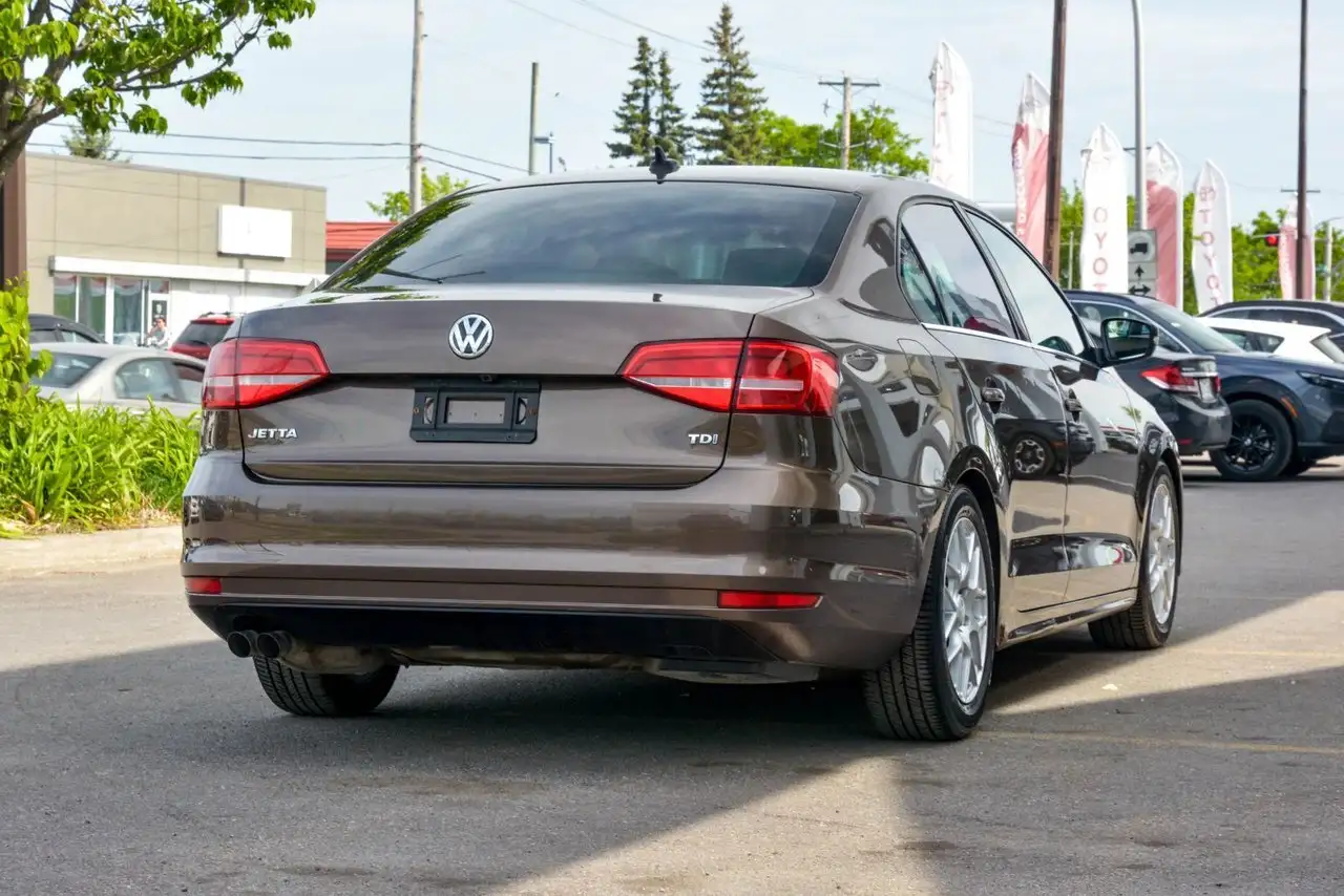 Volkswagen Jetta снимка Volkswagen Jetta