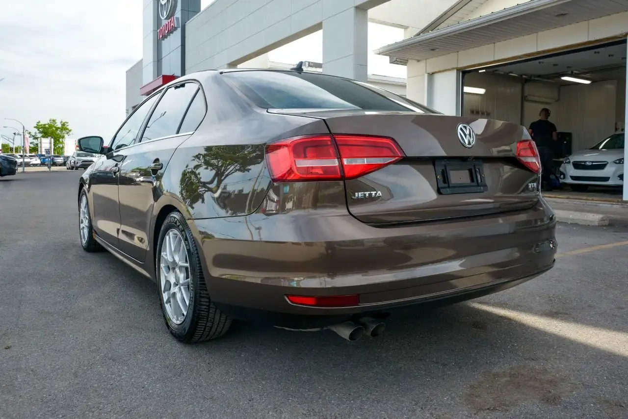 Volkswagen Jetta снимка Volkswagen Jetta