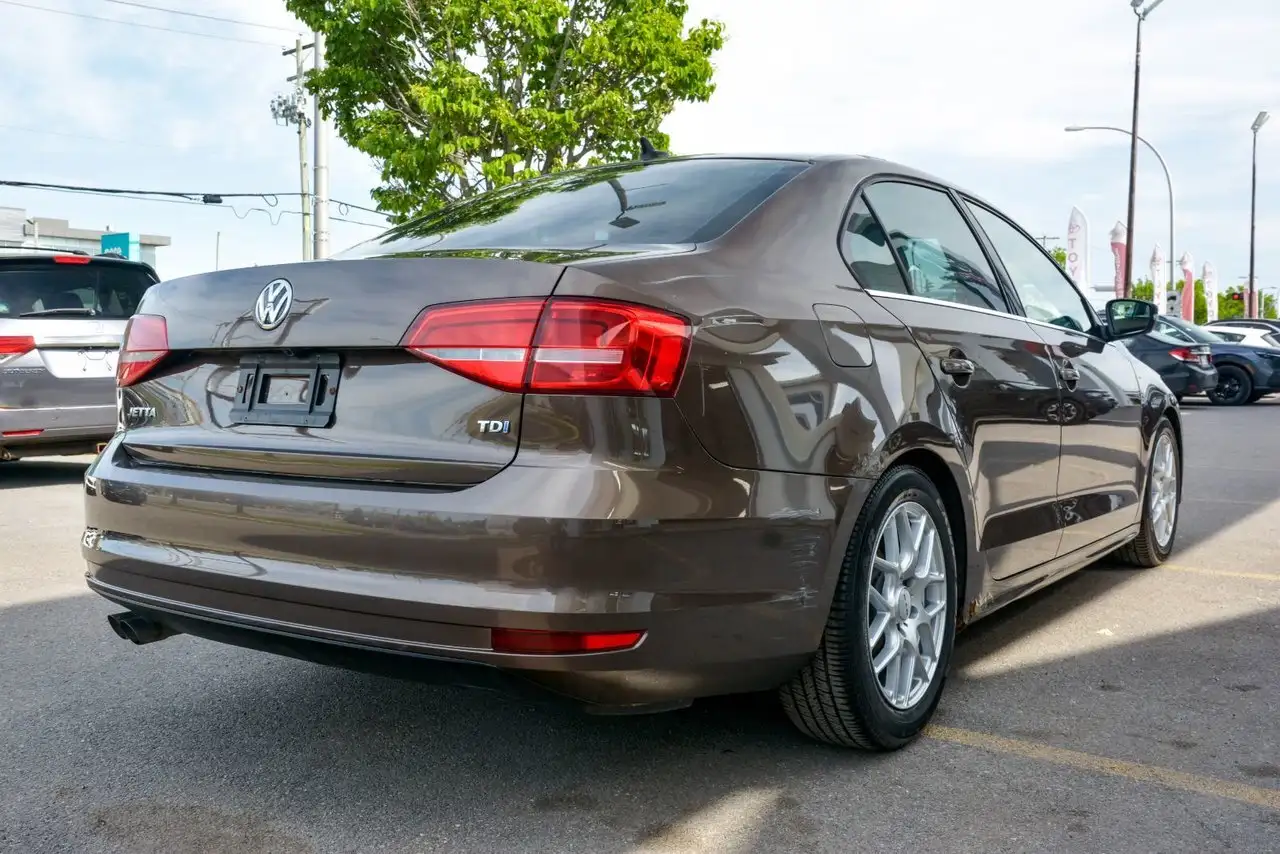 Volkswagen Jetta снимка Volkswagen Jetta