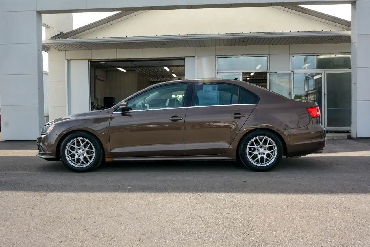 Volkswagen Jetta снимка Volkswagen Jetta