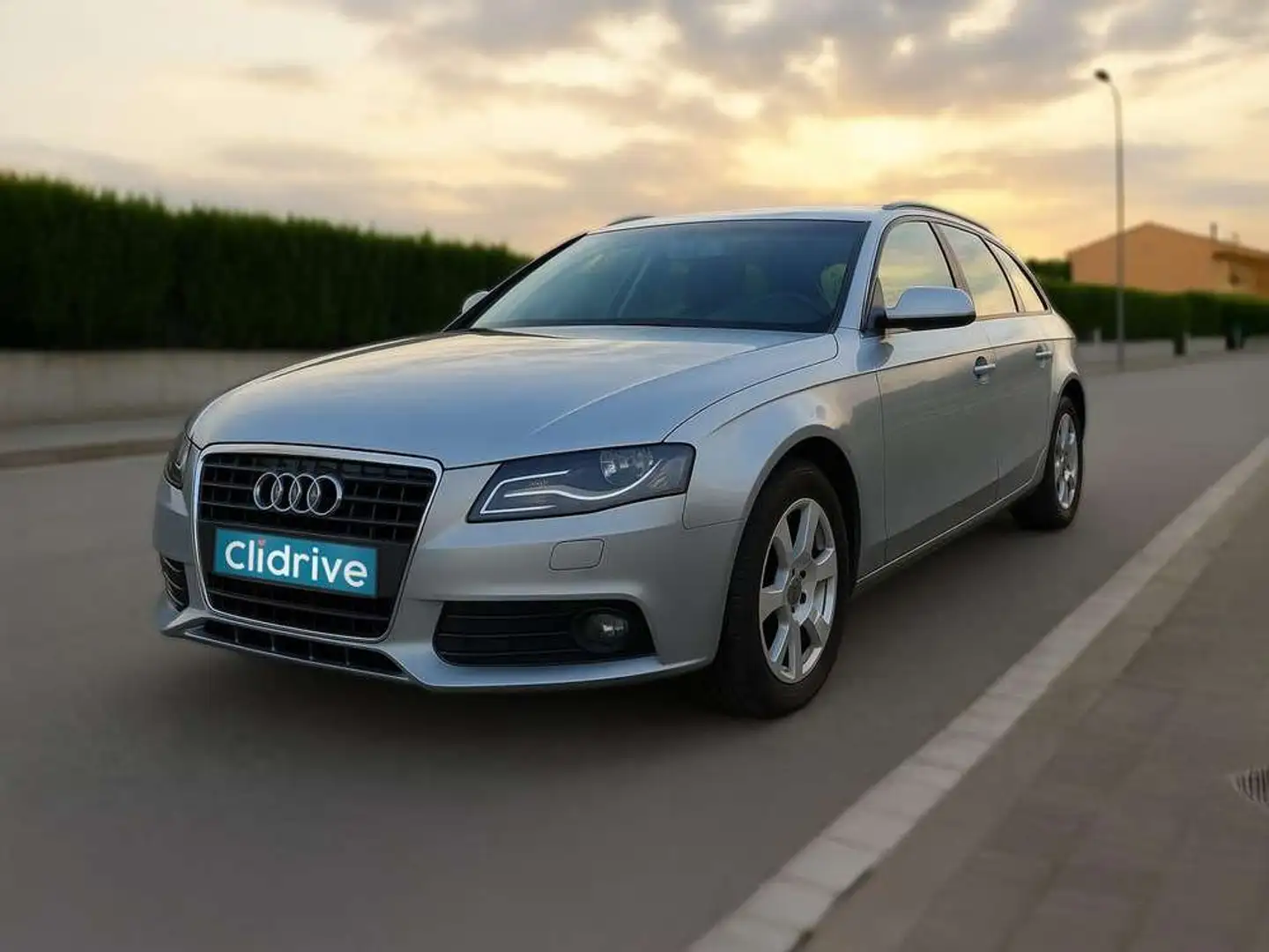 Audi A4 Avant 2.0TDI 90kW Gris - 2