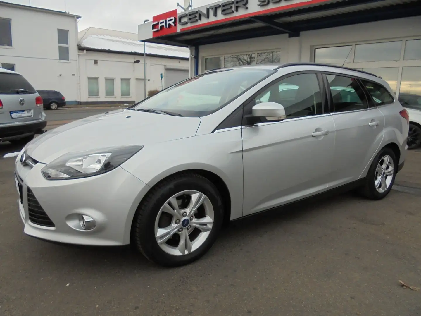 Ford Focus 1,0 EcoBoost 74kW Trend /Zahnriemen neu Silber - 2