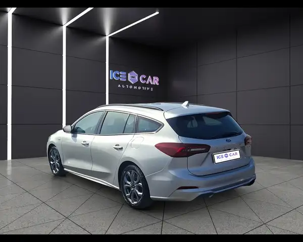 Ford Focus view 7