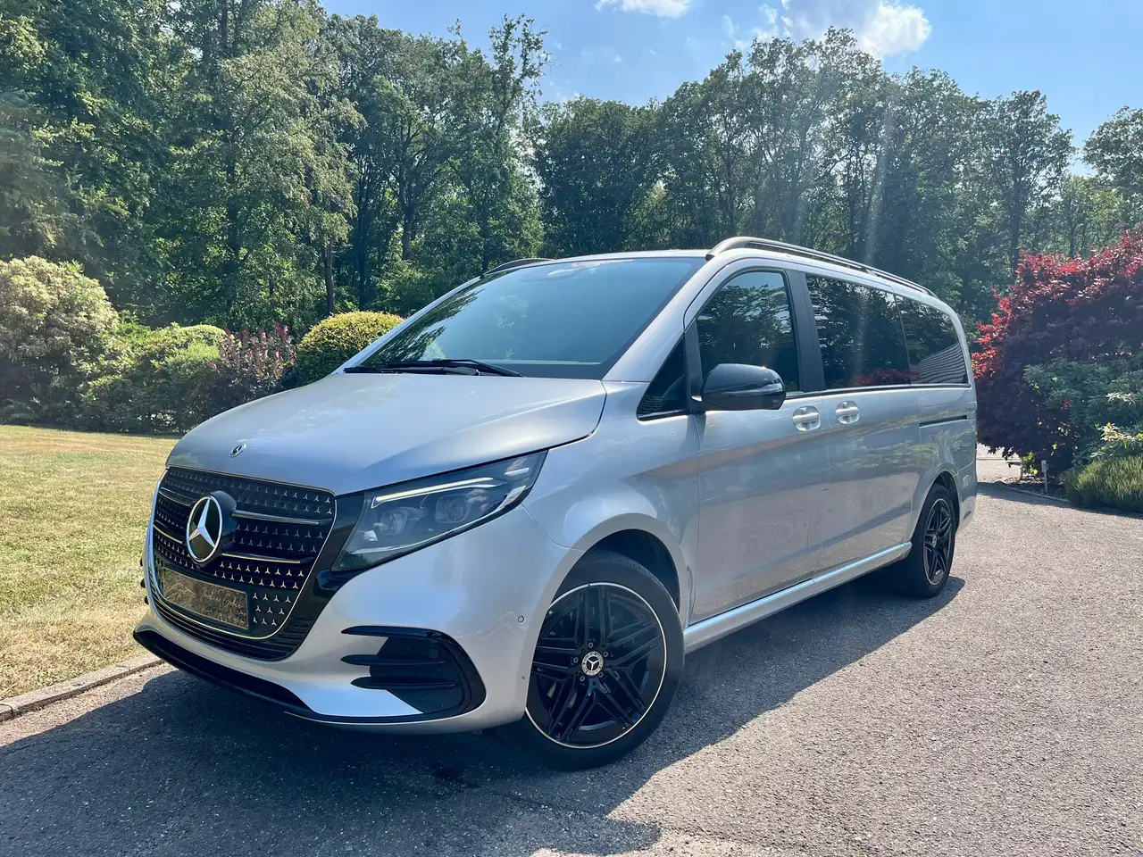 Mercedes-Benz V 250