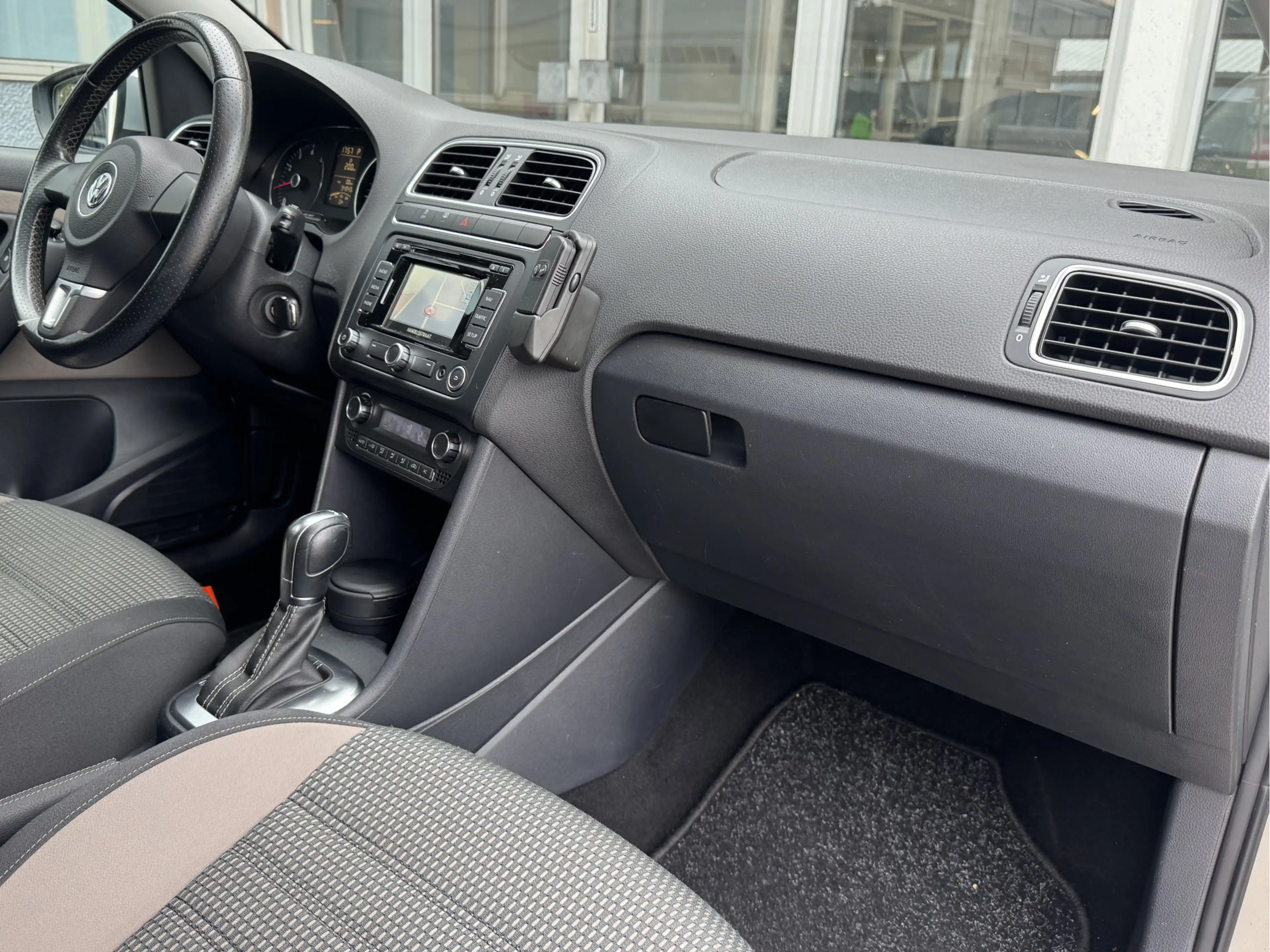 Volkswagen Polo Cross 1.2 TSI | NL-AUTO! | 1E EIGENAAR! — photo 11