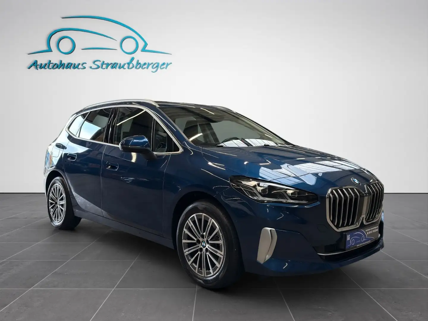BMW 218 218d AT Luxury Line 360° SHZ 2ZK ACC QI DA+ PANO Blau - 2