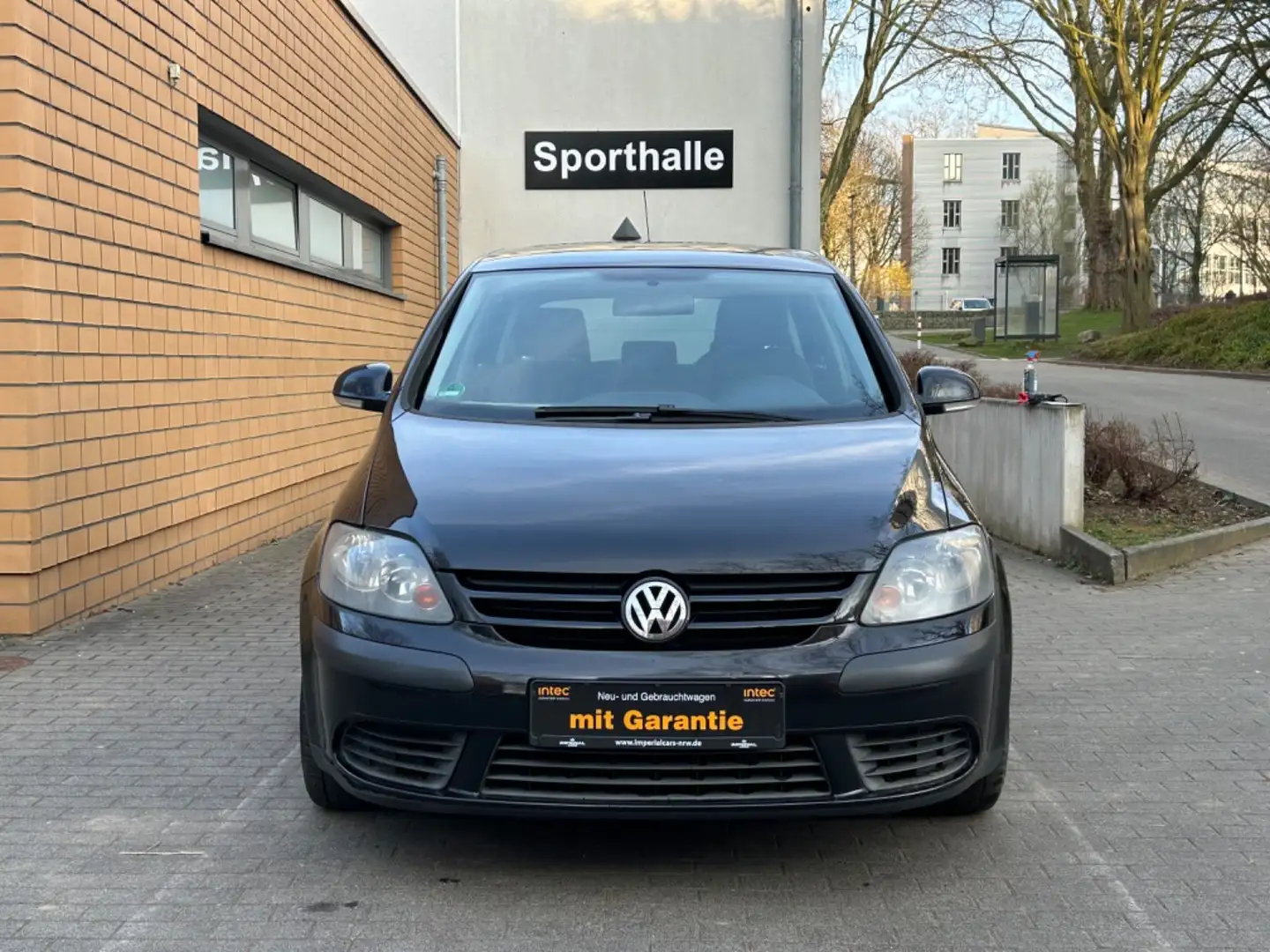 Volkswagen Golf Plus V 1,9 TDI/NAVI/KLIMAAUTO/ALUFELGEN/TÜV Schwarz - 2