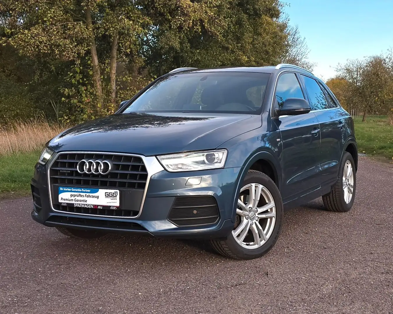 Audi Q3 Sport Quattro S-line Navi Pano Elek. Heckkl. Blau - 1