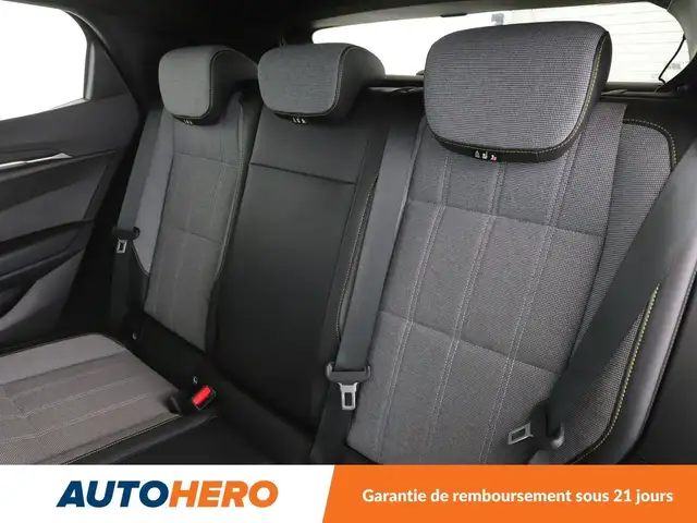 Renault Megane E-Tech view 14