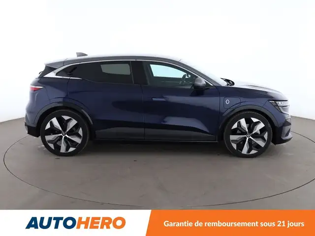 Renault Megane E-Tech view 7