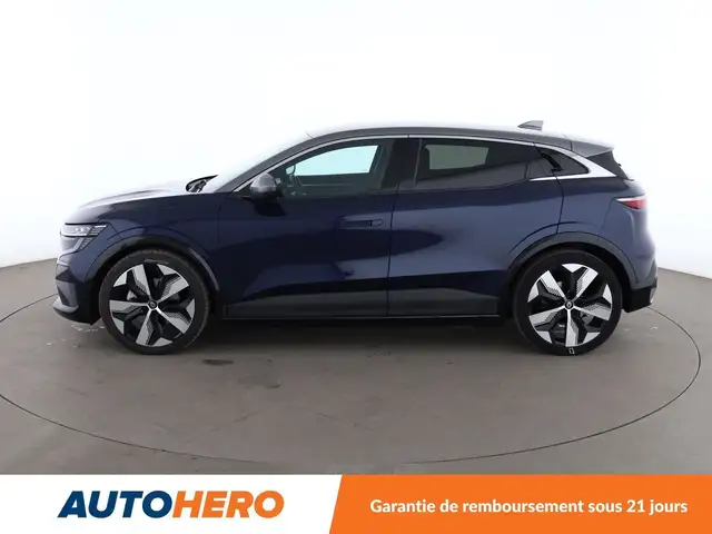 Renault Megane E-Tech view 3