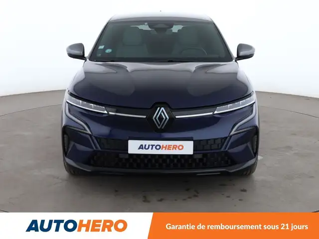 Renault Megane E-Tech view 9