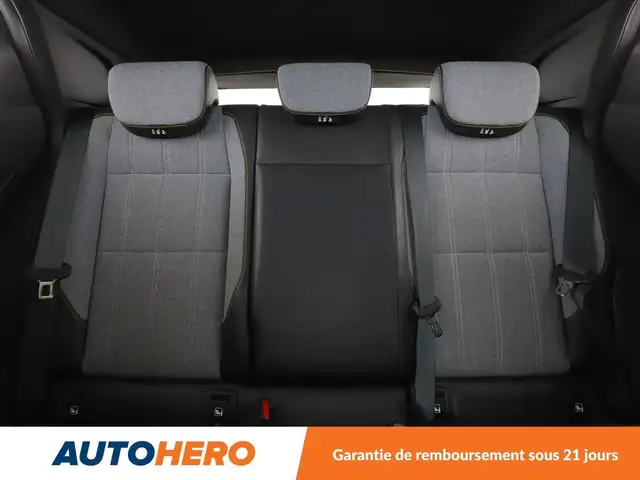 Renault Megane E-Tech view 15