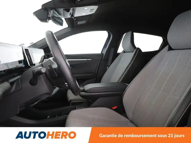 Renault Megane E-Tech view 10