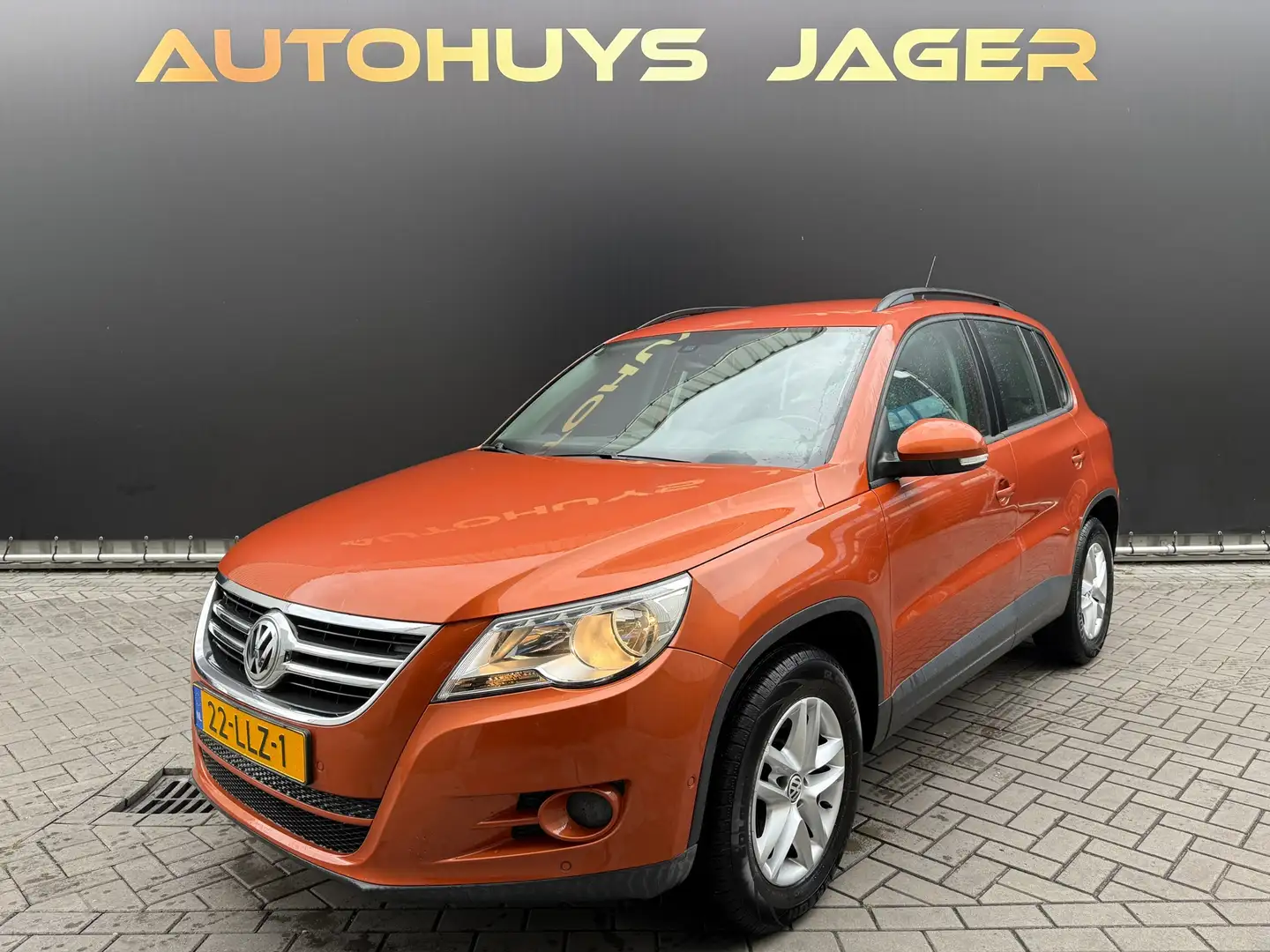 Volkswagen Tiguan 1.4 TSI Comfort&Design Oranje - 1