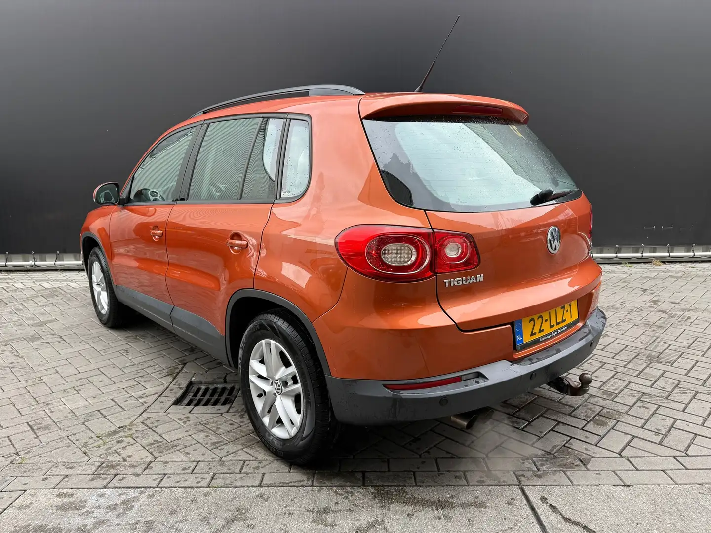 Volkswagen Tiguan 1.4 TSI Comfort&Design Oranje - 2