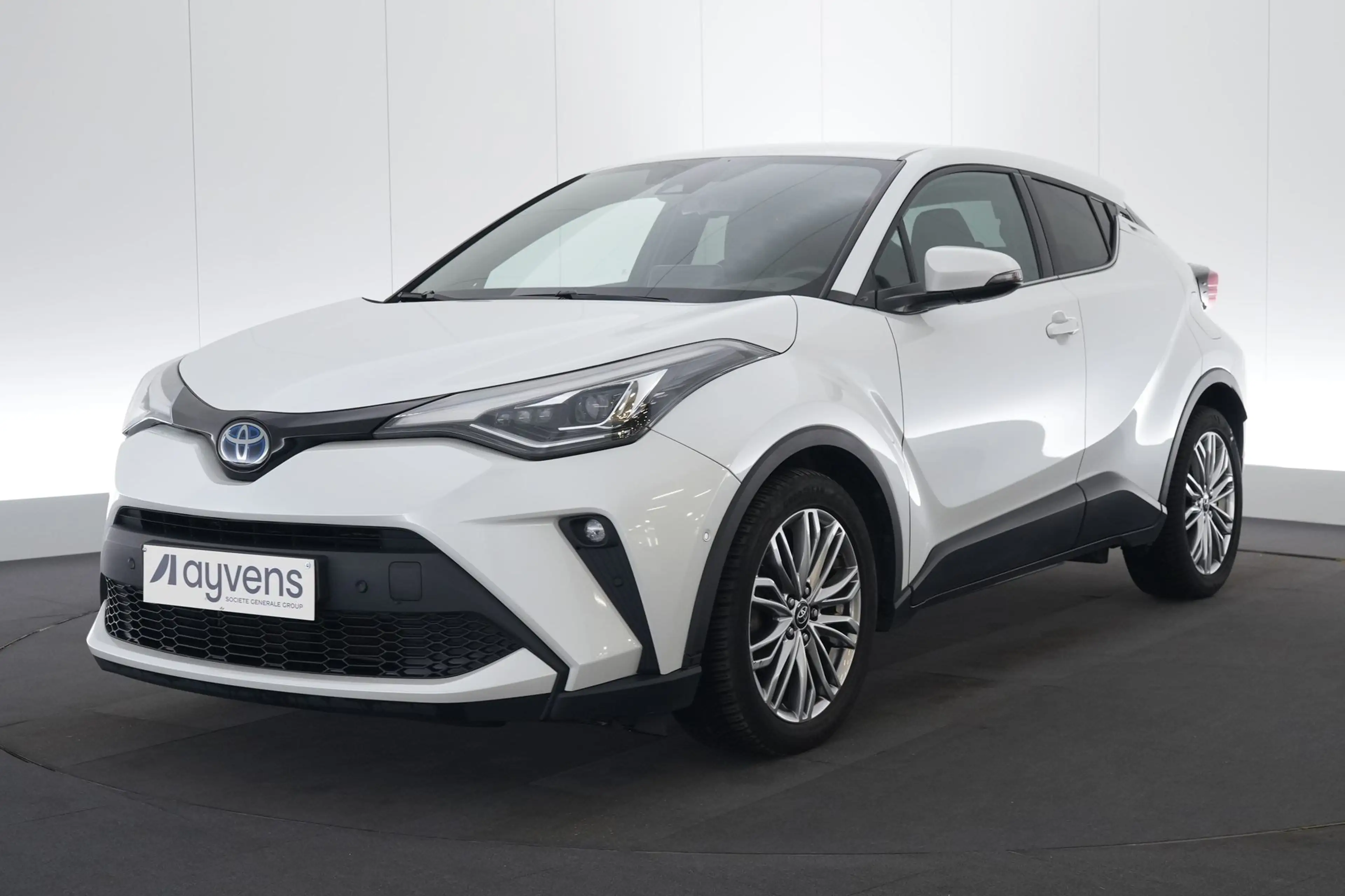 Toyota C-HR 1.8 VVT-I HEV C-HIC LEDER/STOF LED GPS PDC CAM Ver
