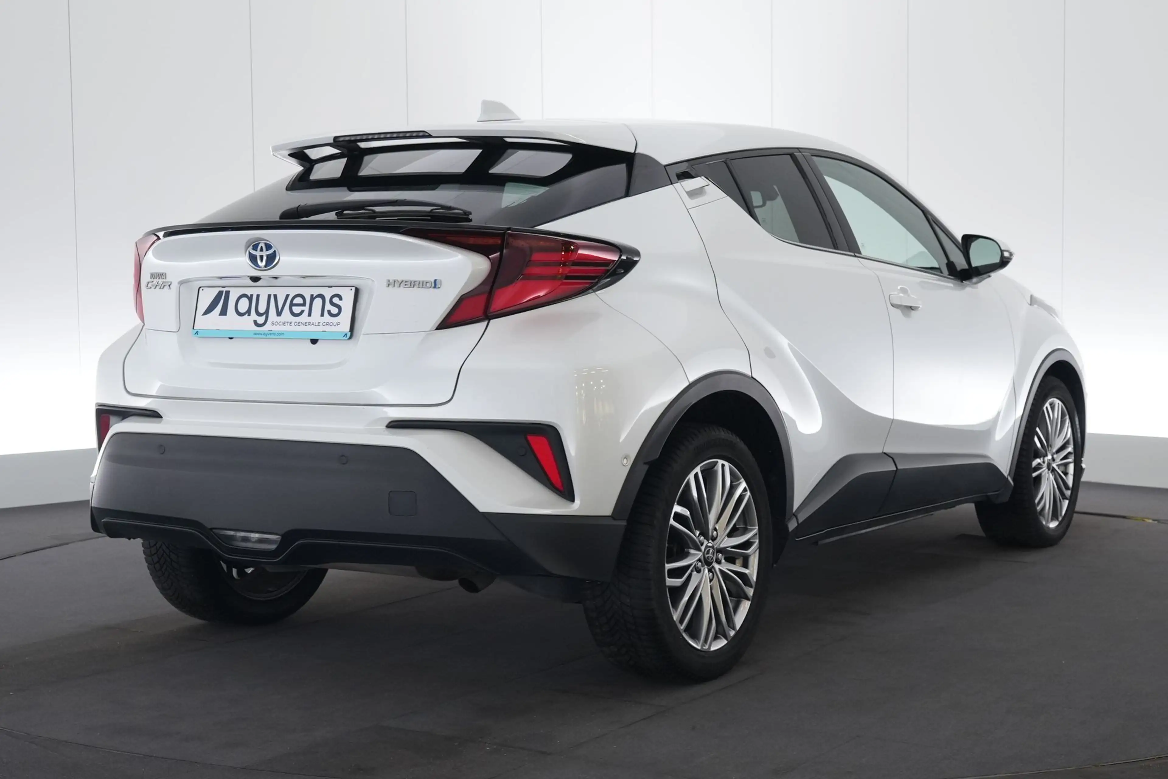 Toyota C-HR 1.8 VVT-I HEV C-HIC LEDER/STOF LED GPS PDC CAM Ver — photo 7