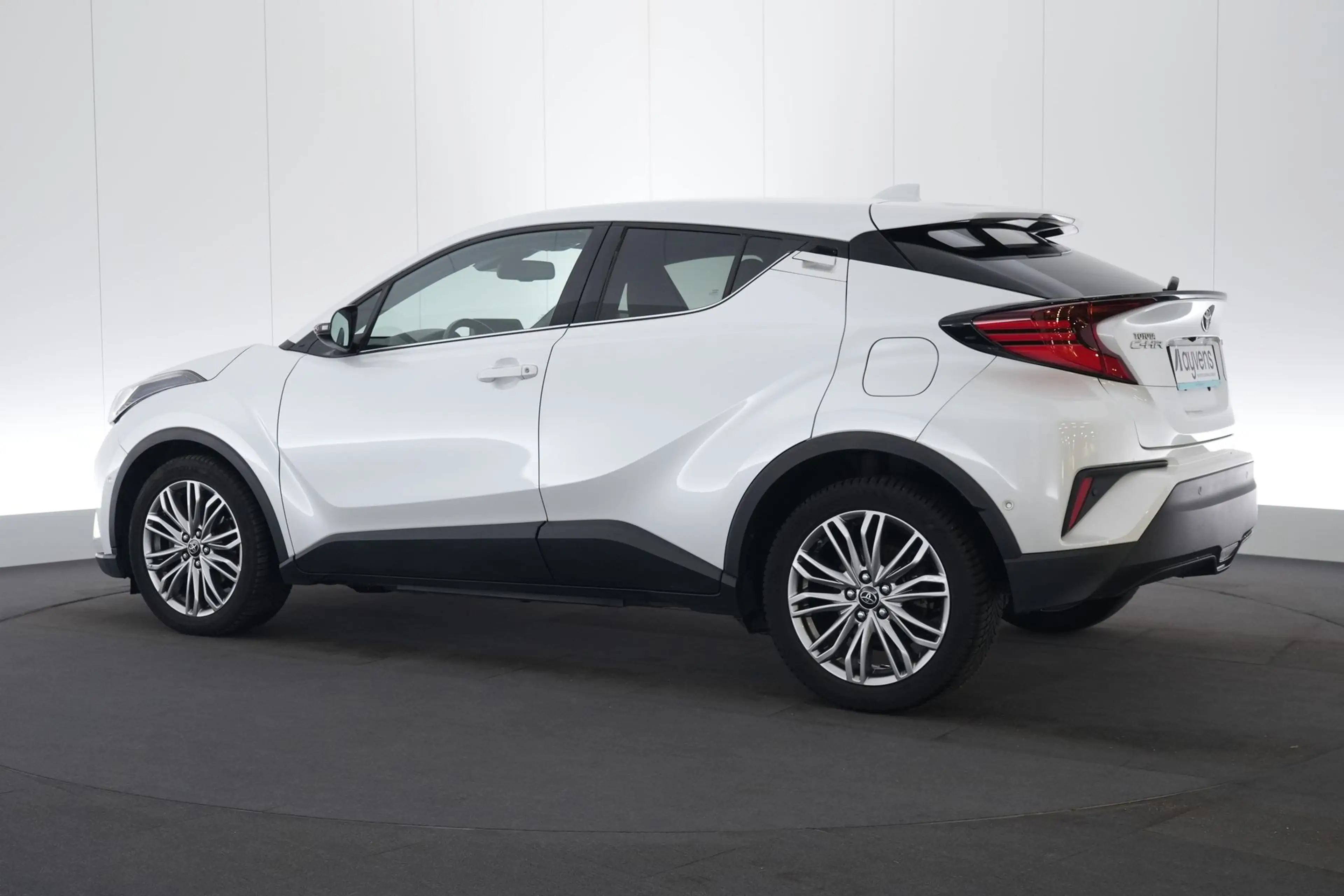Toyota C-HR 1.8 VVT-I HEV C-HIC LEDER/STOF LED GPS PDC CAM Ver — photo 10