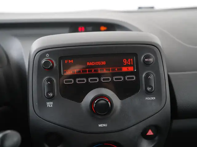 Citroen C1 view 9