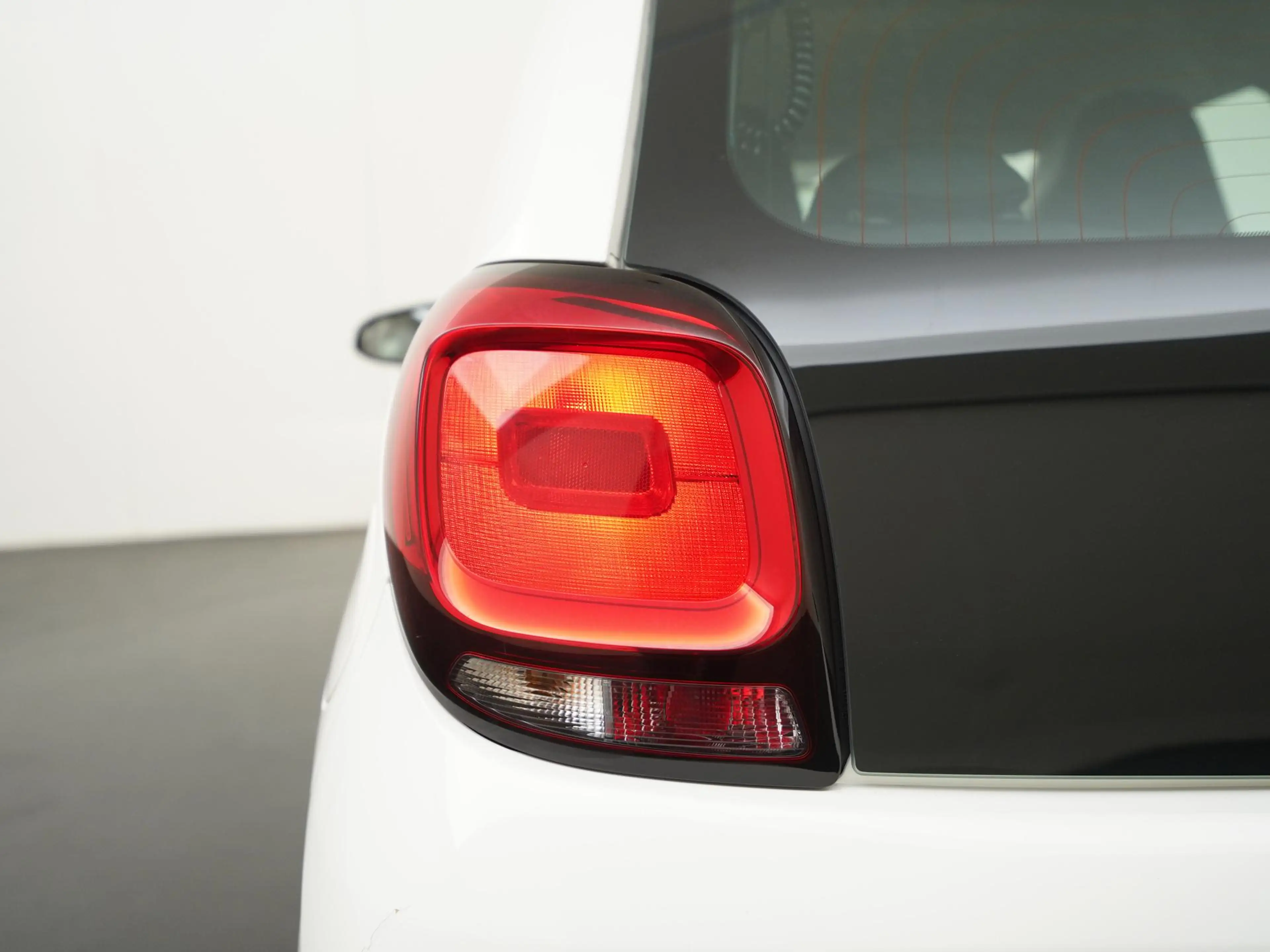 Citroen C1 1.0 VTi Live | Zondag Open! — photo 13