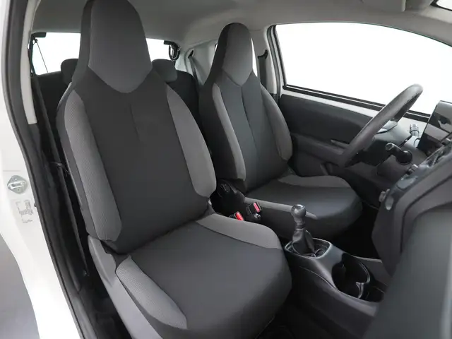 Citroen C1 view 16