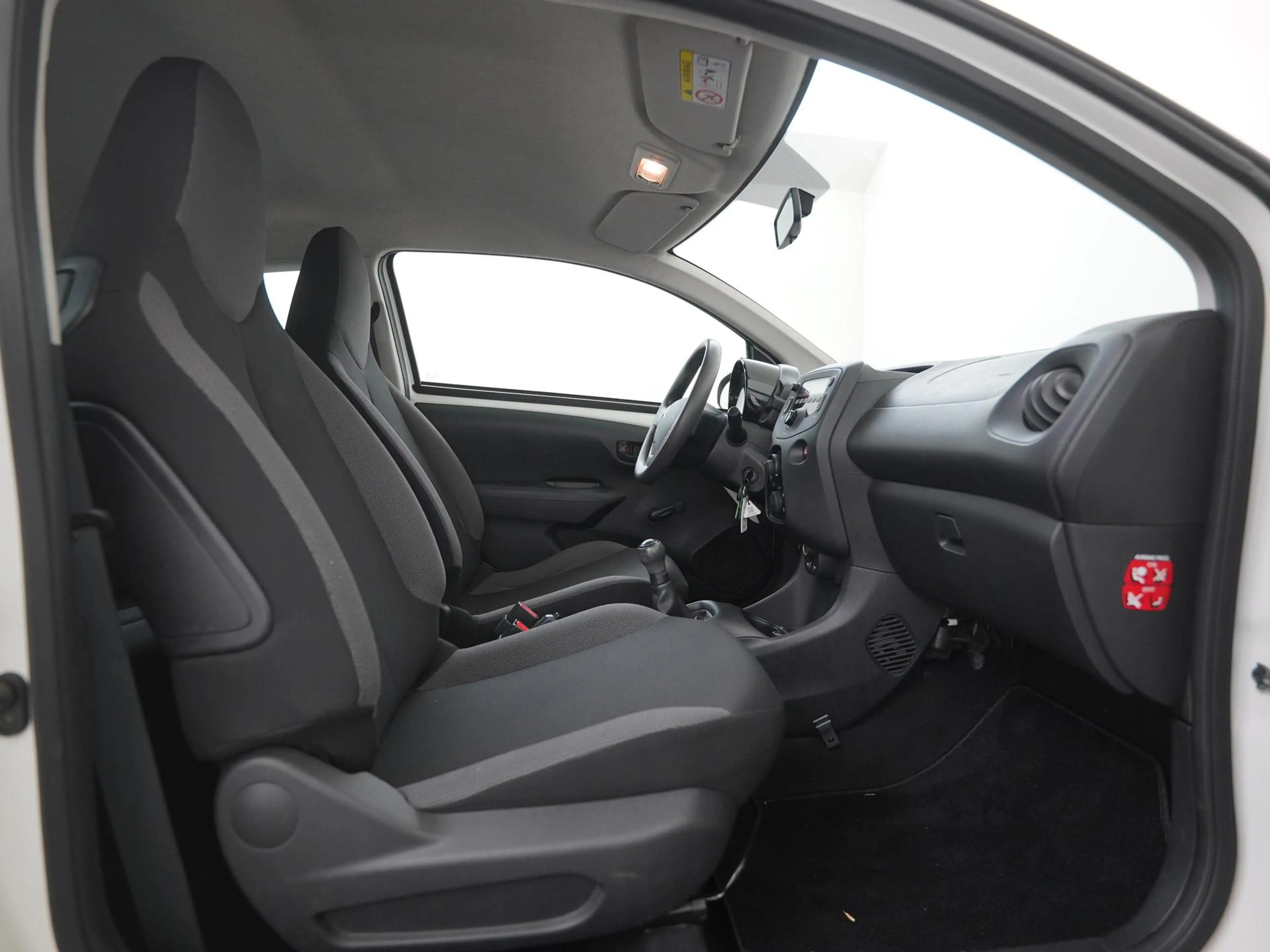 Citroen C1 1.0 VTi Live | Zondag Open! — photo 3