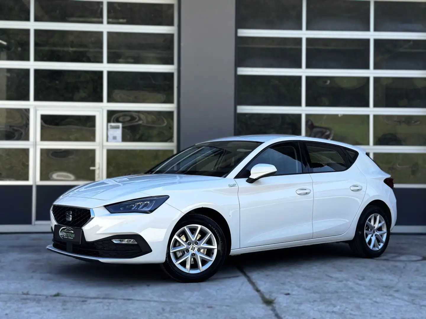SEAT Leon 1,0 TSI Reference / LED / KOMFORT / ASSISTENZSYST Weiß - 2